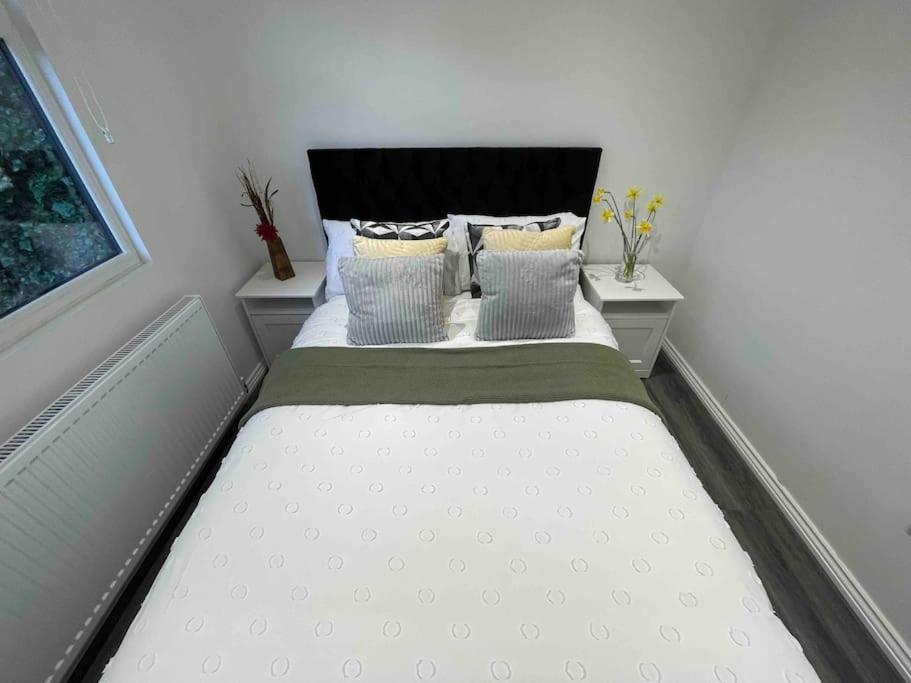 The Cabin Welwyn Garden City Extérieur photo