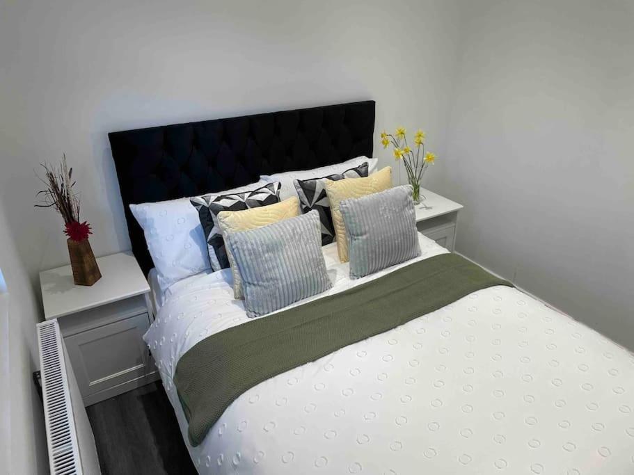 The Cabin Welwyn Garden City Extérieur photo