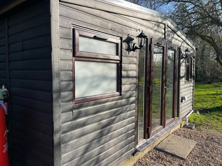 The Cabin Welwyn Garden City Extérieur photo